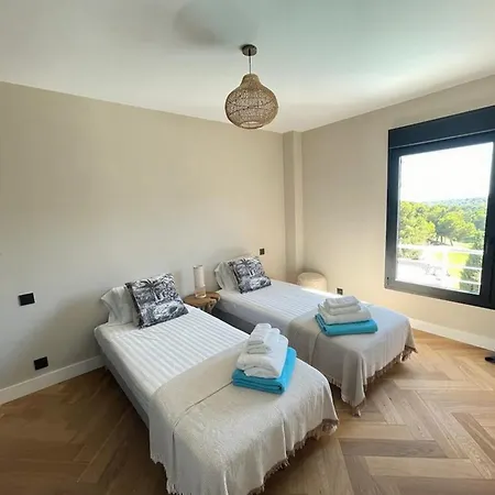 Villa Magnific With 7 Bedrooms, Spa, Pool, Gym!