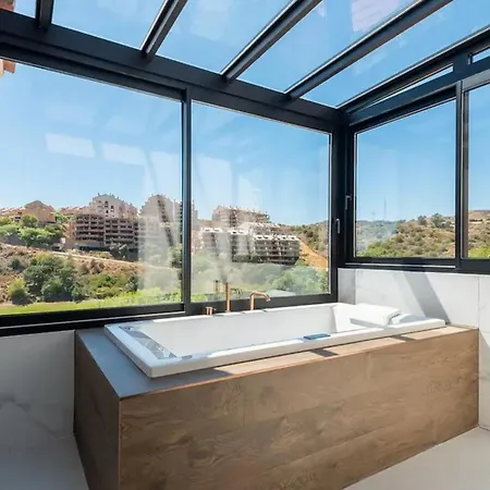 Magnific With 7 Bedrooms, Spa, Pool, Gym! * Marbella